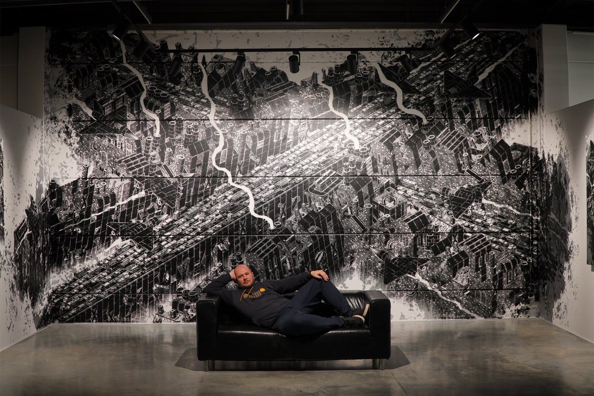 m_city_waras's tweet photo. #thesedays #welcomeback #colabgallery #wellamrhein #silver #black #mariuszwaras #mcity #mural #graffiti #streetart #stencilart #contemporaryart #urbanart @m_city_waras @Colab_Gallery https://t.co/fxpboM0w8Z