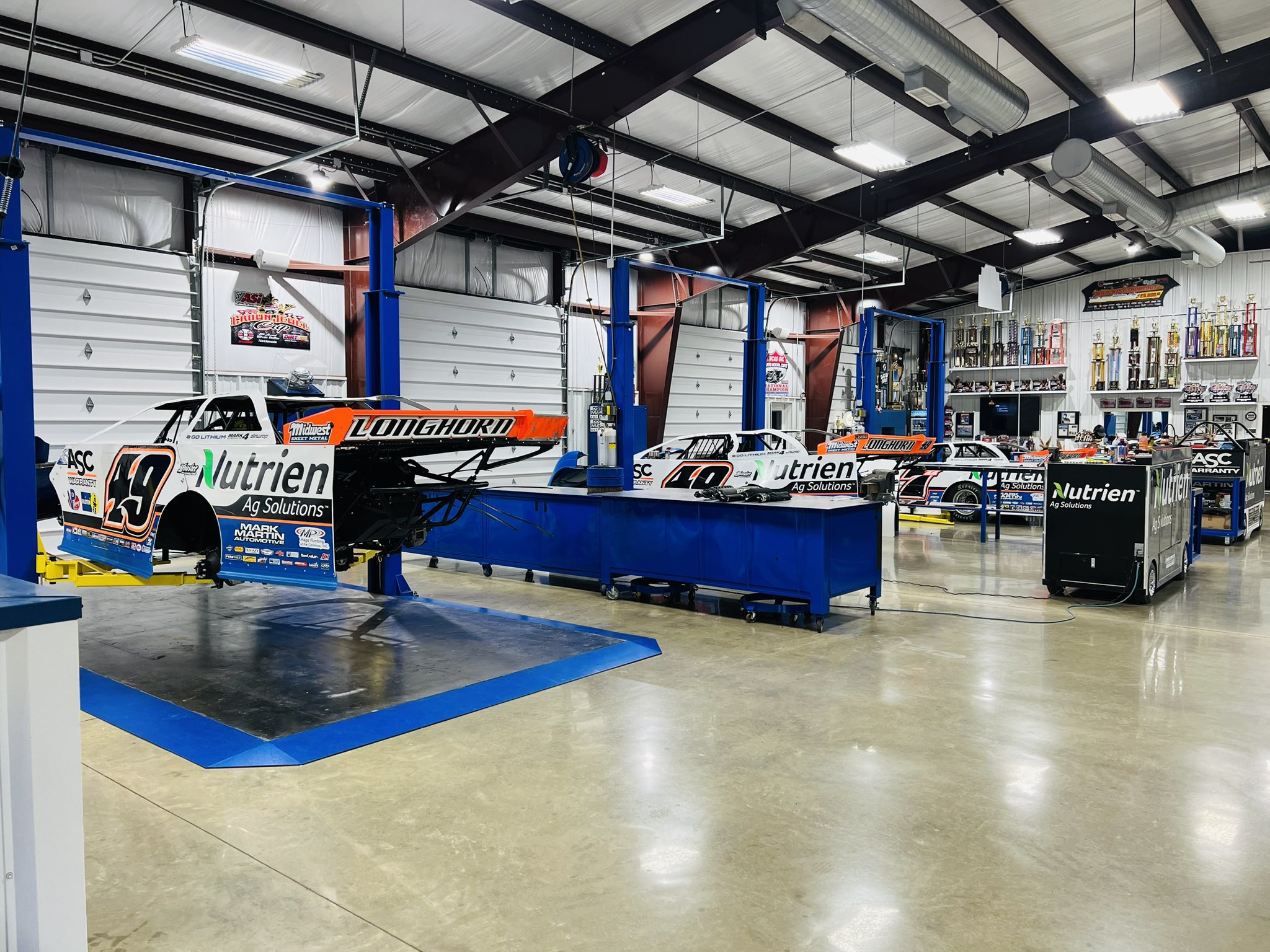 Vinny Guliani on Twitter "The move is on to our beautiful shop in