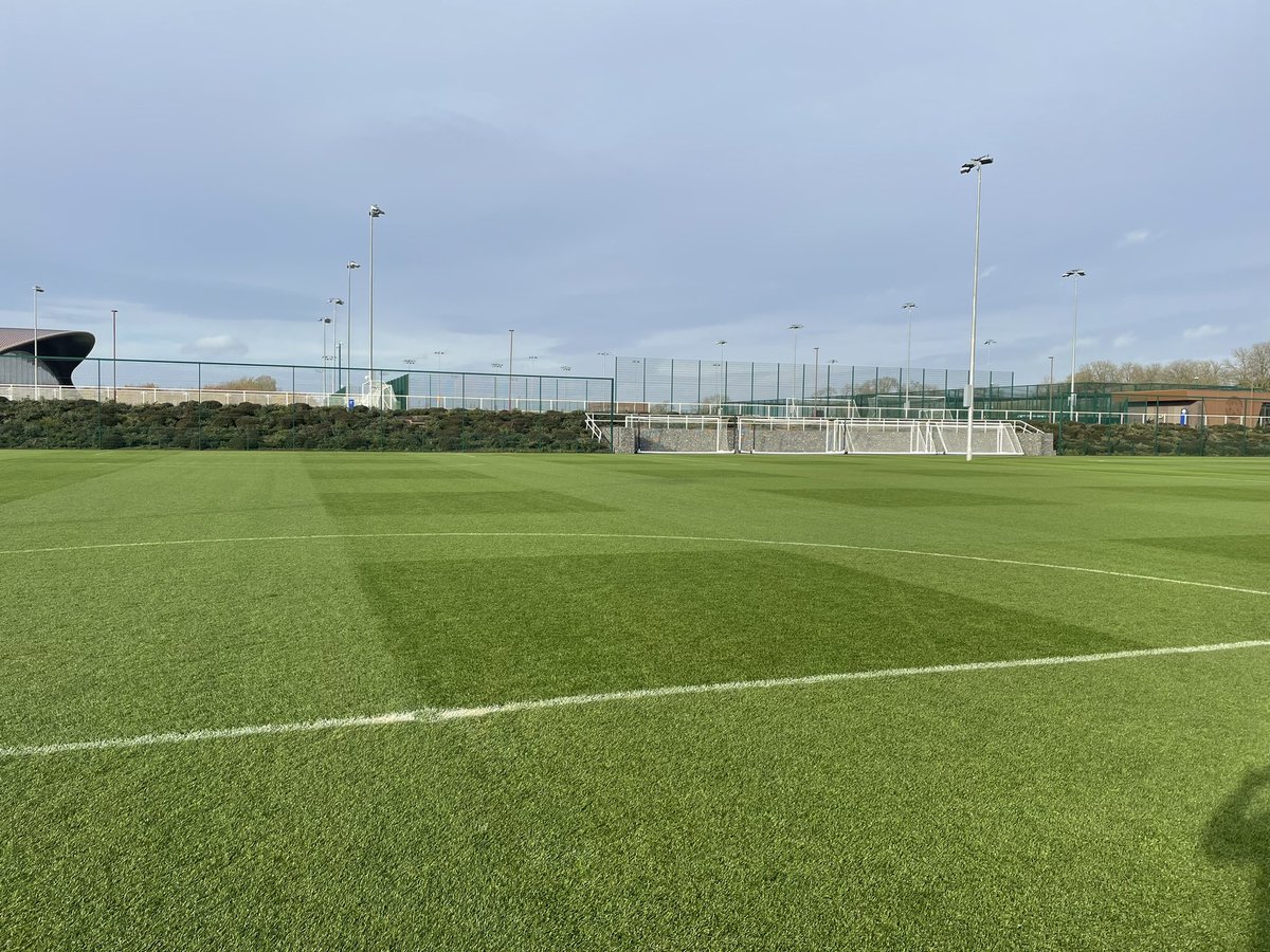 151mm of rain this month (4x the average of the are for November) and the pitches are taking it very well ! With no let up on usages 🦊 well done the team 👏