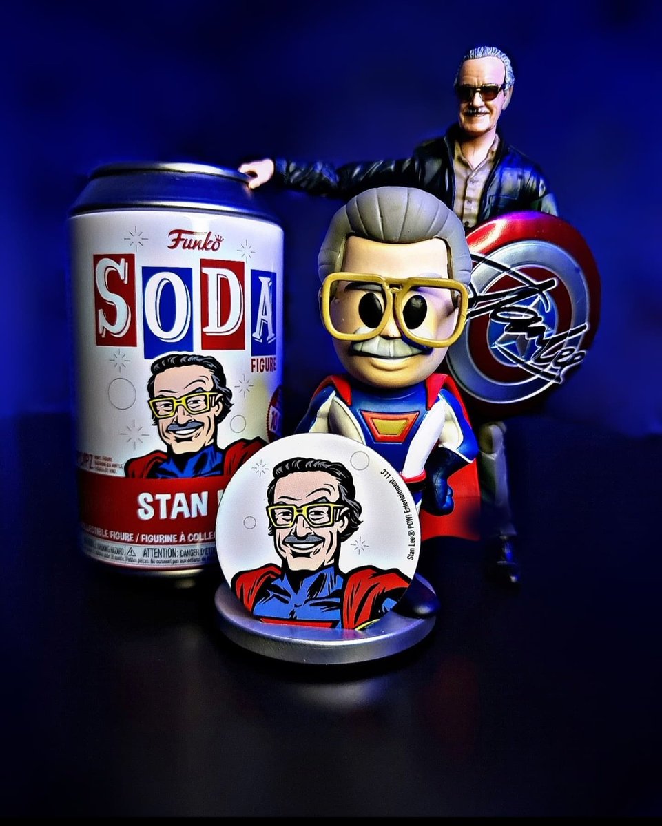 FunkoPool's tweet image. Happy Funko Soda
Saturday!!! 

#FunkoSodaSaturday #FunkoSoda
#Soda #Funko #Stanlee #MarvelLegends

@OriginalFunko
@brianmariotti

Excelsior!