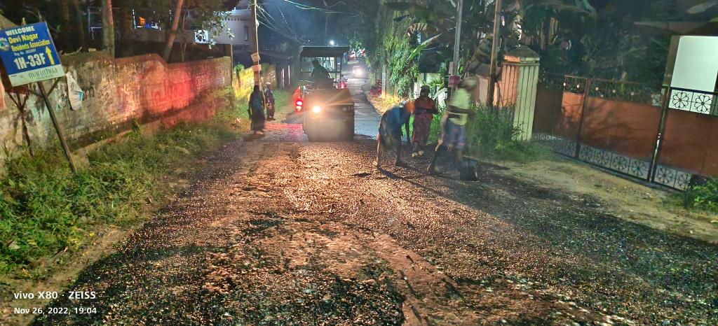 vkprasanthtvpm's tweet photo. #Road_Work 💪💪 നമുക്ക് ഇന്നും റോഡ് വർക്കുണ്ട് 😃😃
കുടപ്പനക്കുന്ന് - MLA Road Patch Work ആരംഭിച്ചു 🙂🙂 https://t.co/YzsL0omQFa