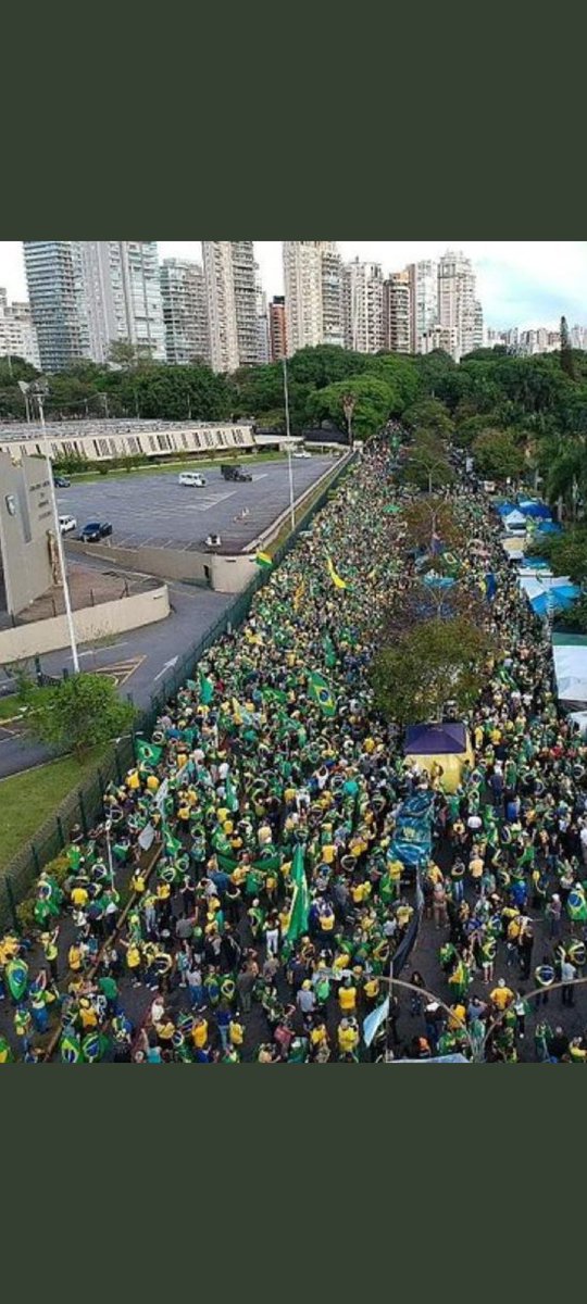Se as nossas Forças Armadas  não se posicionarem com relação a este fato histórico deprimente em nossa patria, nós não só teremos  um Presidente Ex-Presidiario, mas também uma FFAA sem credibilidade e, infelizmente, sem patriotismo! Caberá a cada cidadão, mudar o rumo do país. 🇧🇷
