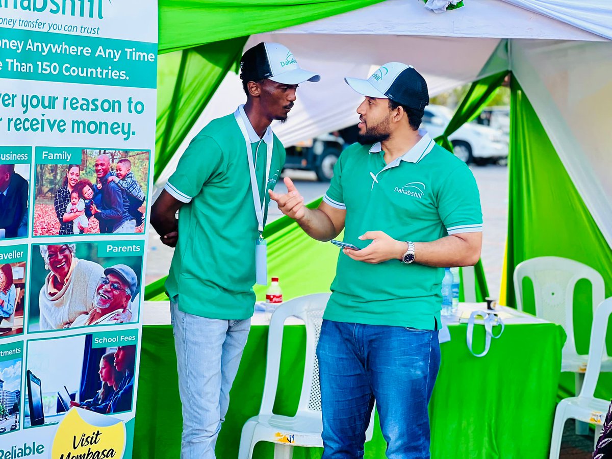 fathiadam91's tweet photo. Networking and interacting at the #FiriFestivalMombasa 2022 @DahabshiilKenya https://t.co/uW3oUXlGoD