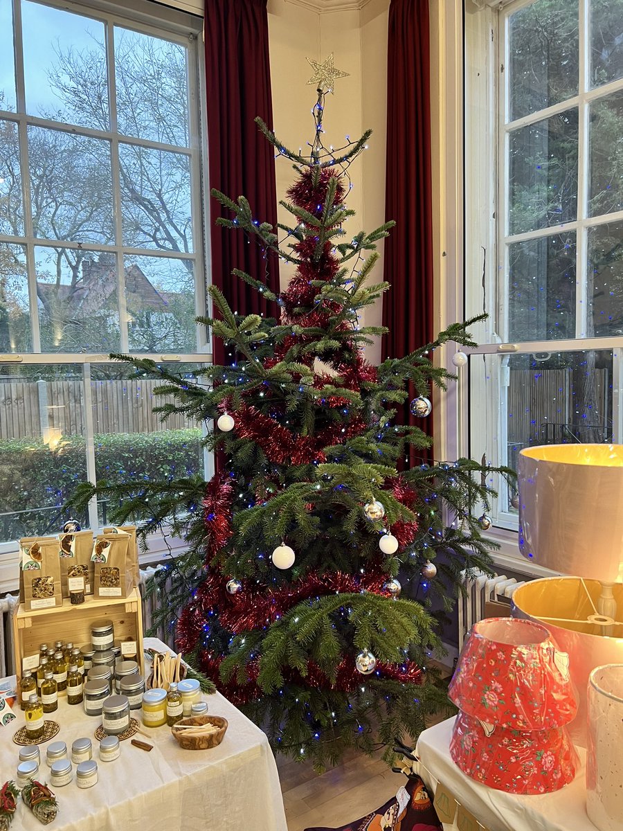 The Corner At 96 tweet media