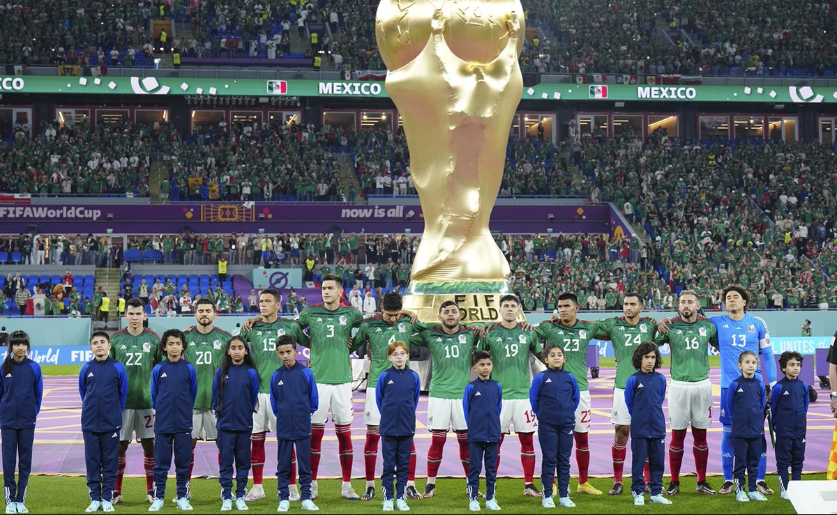 ⚽️🇲🇽 ¡Vamos México! La Selección Mexicana confirma su alineación para enfrentar a Argentina; estos son sus cambios

eluniversal.com.mx/mundial-futbol…