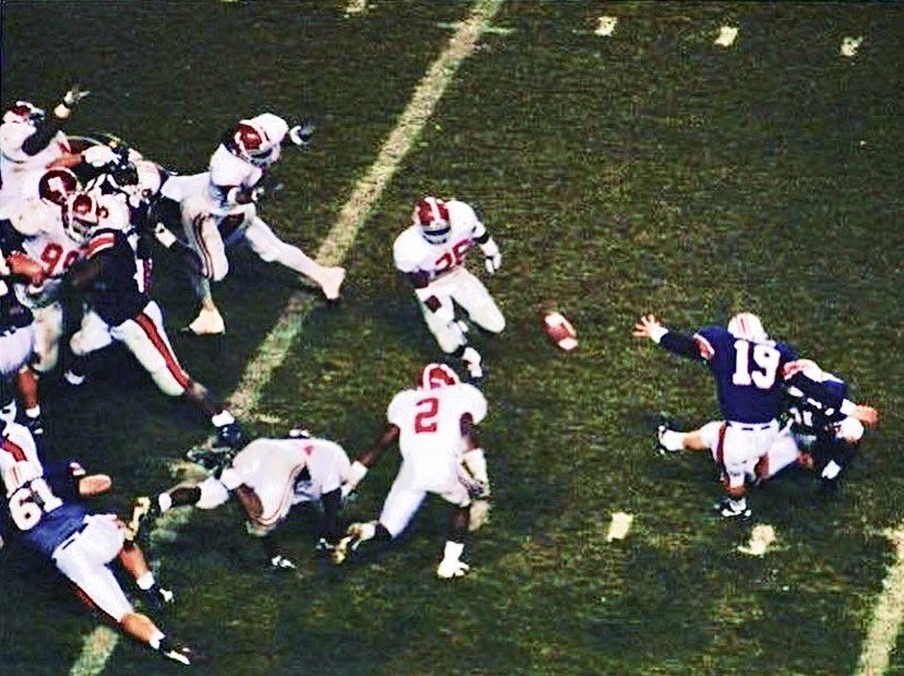 Cole Cubelic (@colecubelic) on Twitter photo There is nothing like it...
An #IronBowl thread.
1997: The fumble recovery was something that did not seem real. We all had the upmost confidence in <a href="/Dameyunecraig16/">Dameyune Craig</a> to move the ball. Time was the only concern. Every ounce of my flexibility was tested on the Jarrett Holmes GW FG There is nothing like it...
An #IronBowl thread.
1997: The fumble recovery was something that did not seem real. We all had the upmost confidence in <a href="/Dameyunecraig16/">Dameyune Craig</a> to move the ball. Time was the only concern. Every ounce of my flexibility was tested on the Jarrett Holmes GW FG
