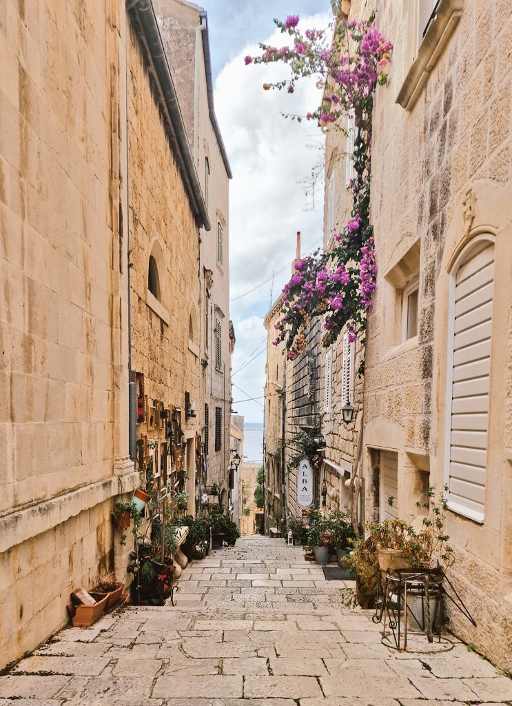 Iconic😍📸🌊
#travel #destinations #Europe #DubrovnikRiviera #Korčula #extraordinary #beautifuldestinations #Croatia #weekend #Island #CroatiaFullOfLife