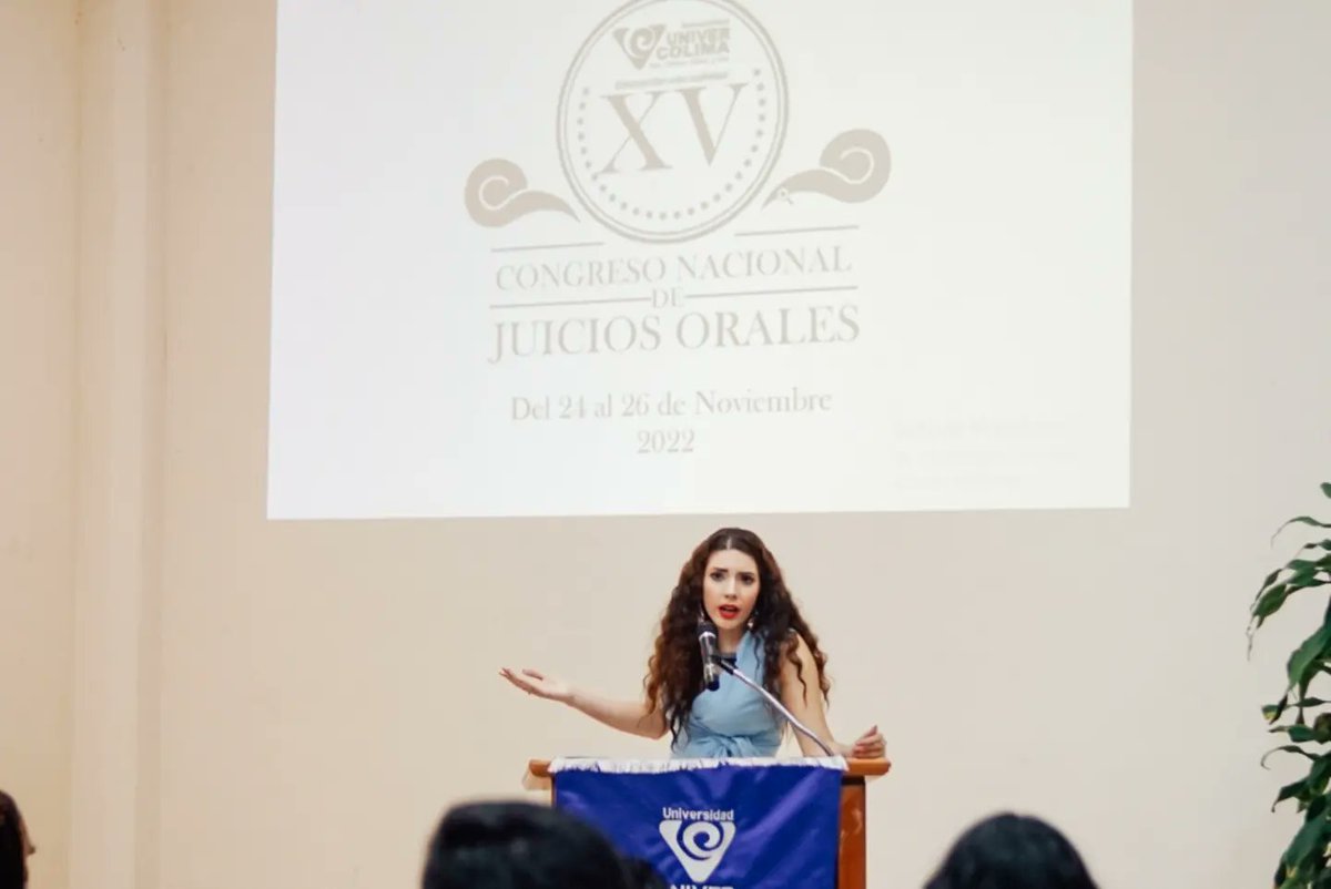 univer_colima's tweet photo. Agradecemos a la Licda Elsa Xitlaly Arceo Magaña, Agente del Ministerio Público, adscrita a la Fiscalía Especializada en delitos por razones de género, y trata de personas, de la Fiscalía General del Estado de Colima, quien además es orgullosamente egresada UNIVER Colima. https://t.co/vLa0cdNlxH