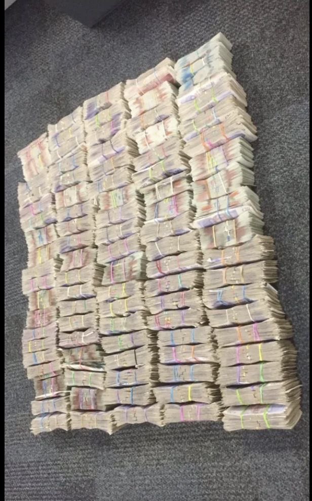 ryanconnorr5's tweet photo. #CelticFC #PremierLeague #Qatar2022 #Rangers #Ronaldo #messi #Argentina #mbappe #Essex #james #hearts #ManchesterUnited #France #zlatan #wexford #Sterling #falkirk  #dunfermline #trent #ChampionsLeague #Australia #Poland #Wales ORDER 👉https://t.co/D1CFtsLdcZ https://t.co/JzxRyxNtsp