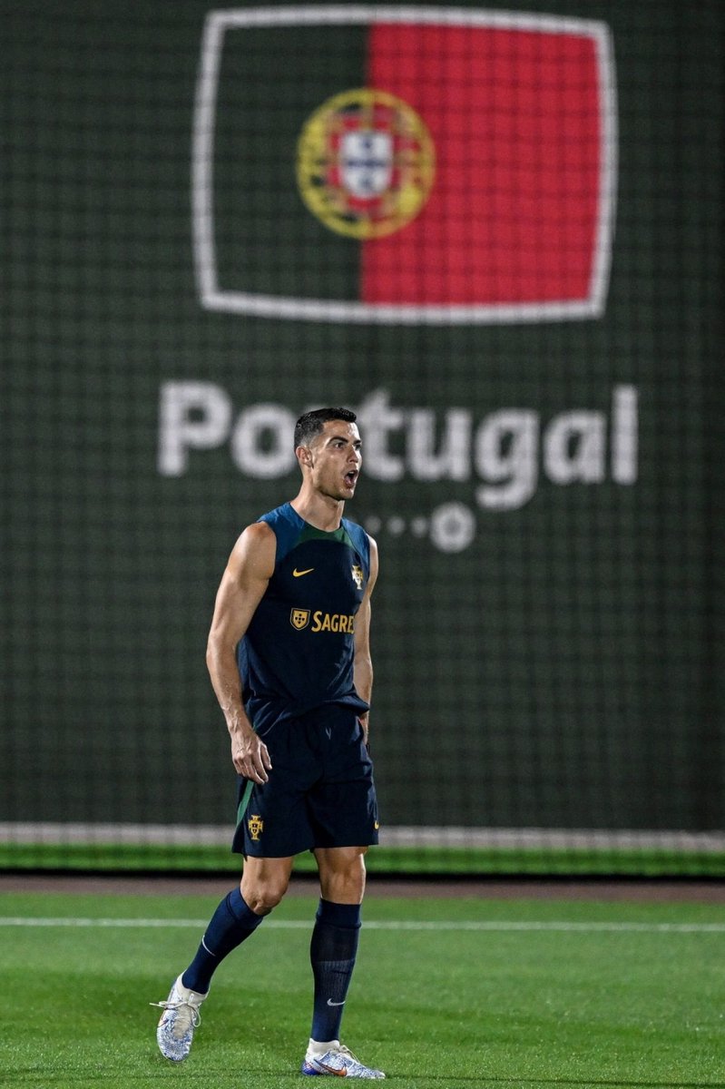 CriisHQ's tweet photo. Cristiano Ronaldo from training today
#FIFAWorldCup , #Portugal https://t.co/wmOiy2Hax5