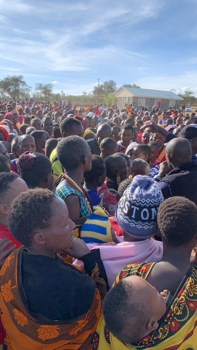 Today  our team managed to accomplish the first round of food distribution to the residents of kajiado central, which is among the famine stricken regions. We are determined to accomplish more visits to kajiado and other drought ravaged areas 🙏