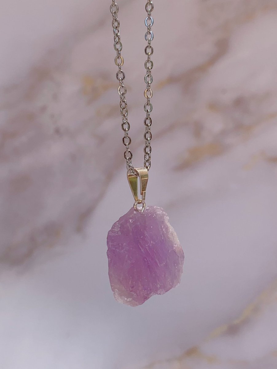 sailorstarstore's tweet photo. Amethyst Necklaces are almost sold out! 

Amethyst provides protective energy and eases depression ✨ https://t.co/kwKwxTri2R
