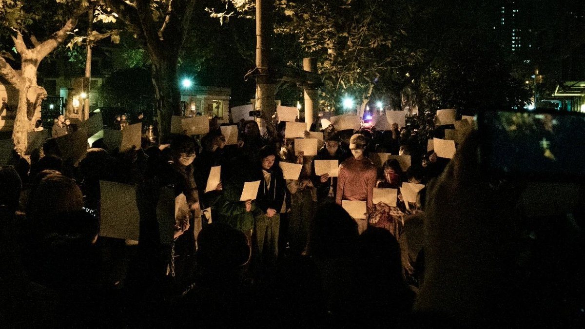 tonight Shanghai Urumqi middle  rd.
