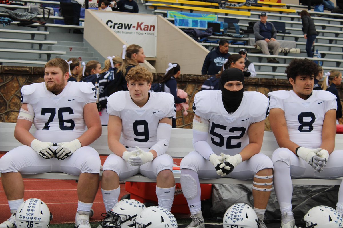 MVJaguar's tweet photo. Pregame, 1 last time #1-0 #BeatMaize https://t.co/WjZa4cjtCP