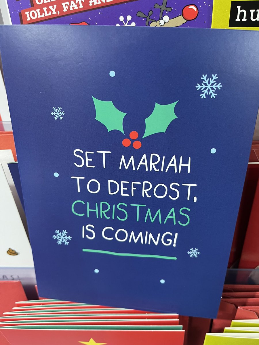 SuepremeDesign's tweet photo. My kinda Christmas card 🎄#MariahCarey #QueenofChristmas @MariahCarey https://t.co/aoUzZyVa6h