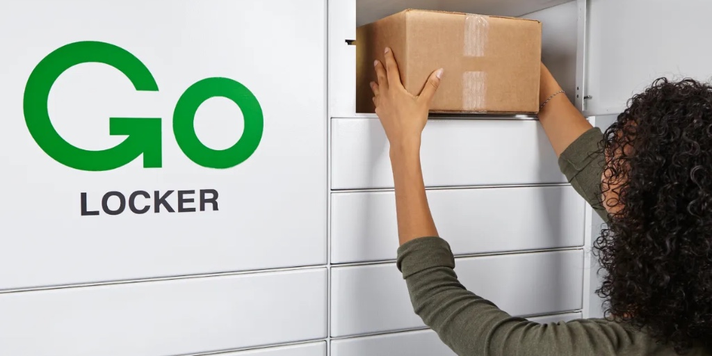 GoLockerUSA's tweet photo. Today on #SmallBusinessSaturday, please support our parcel delivery platform &amp; service by liking + sharing our posts, following us on social media, &amp; sharing our website with your loved ones! 

Thank you in advance. 💚 https://t.co/Xdfh6c7XIO

#GoLocker - never miss a delivery 🚛 https://t.co/XUNRlzLhll