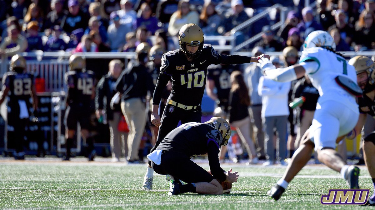 JMUFootball's tweet photo. Accurate down the stretch. 

Camden Wise is 9-for-10 on field goals in his past six games, including a pair of makes from over 40 yards.

#GoDukes https://t.co/Mp5Fdn0g47