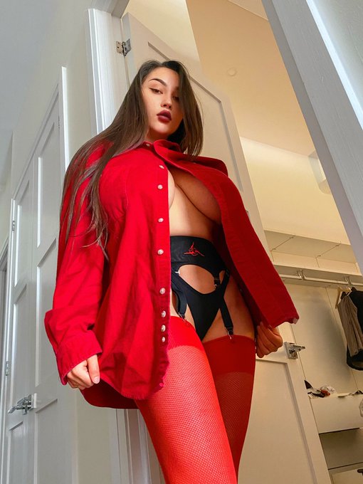 Hi there😍 https://t.co/ZFiQNjEFfS