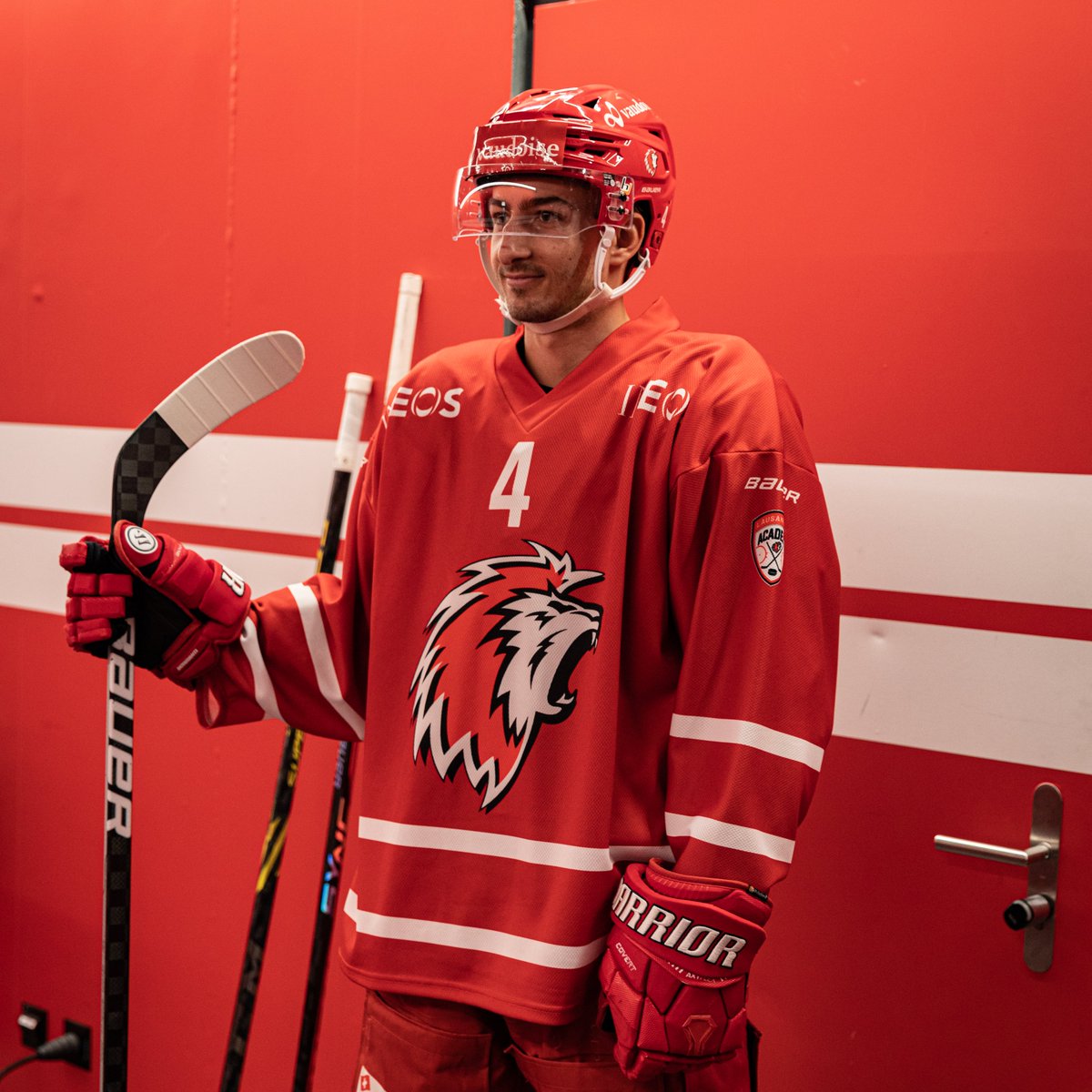 lausannehc's tweet photo. Afin de promouvoir la formation des jeunes hockeyeurs, nos Lions ont porté le maillot d'une de leurs équipes de junior 📸🏒 https://t.co/86FeTpcttv