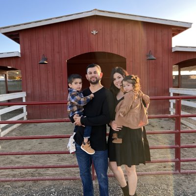 ericavanessa_12's tweet photo. #NewProfilePic https://t.co/Pj8NQcPif0