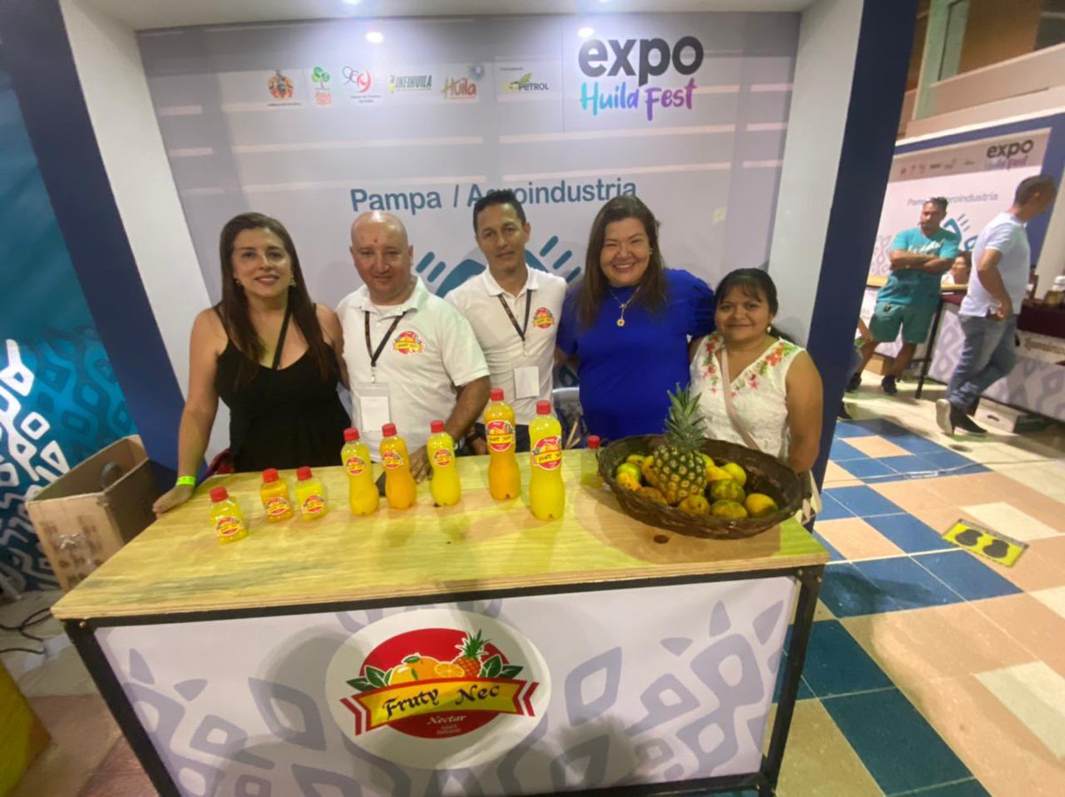Amgasca's tweet photo. Gracias a los #EmprendedoresSENA que hicieron presencia en #ExpoHuilaFest. Ustedes son agentes de cambio y aportan a la transformación de nuestro país 🇨🇴💚🫶 https://t.co/BD08VmfnTq