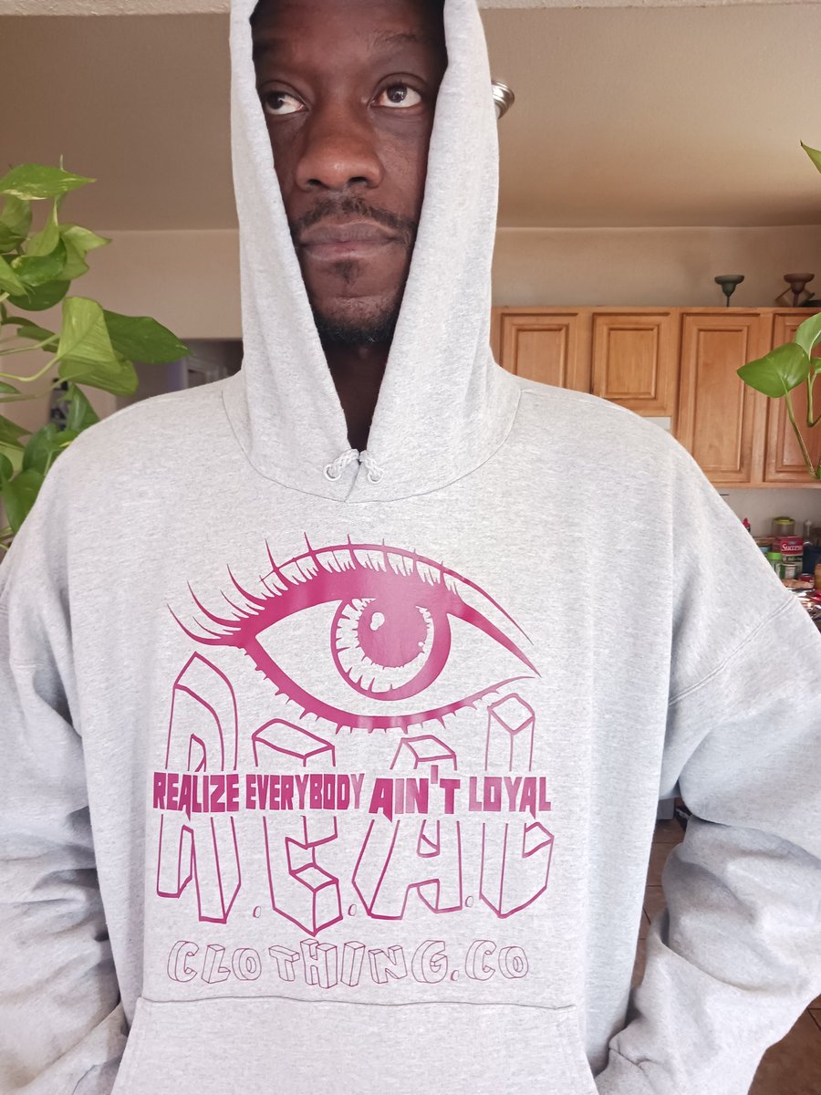 Roylee tweet media