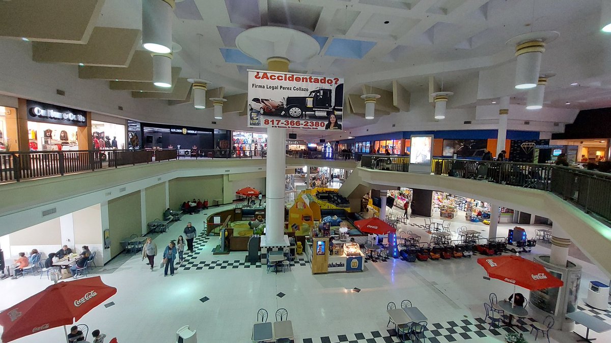 (not) Irving Mall tweet media