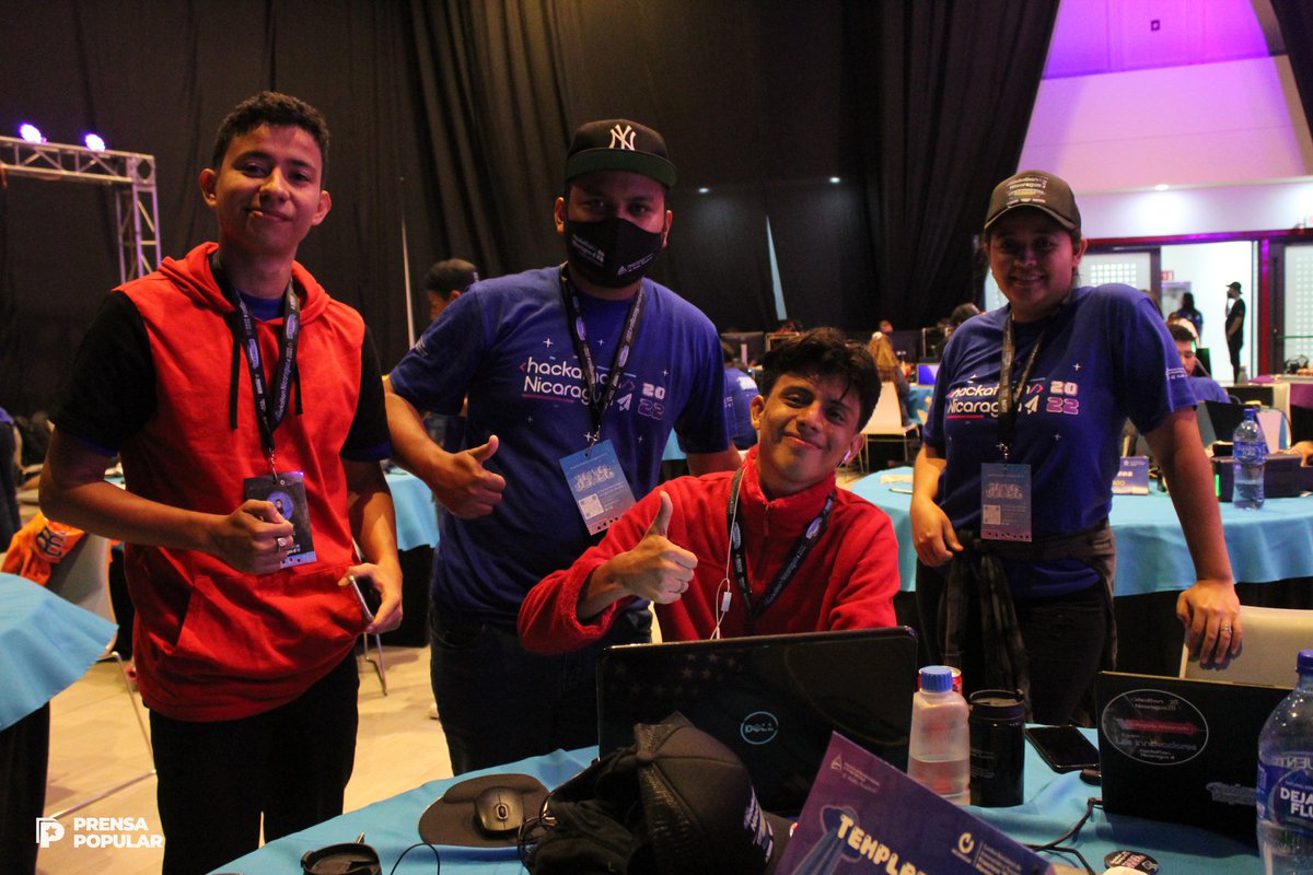 PrensaPopulr's tweet image. Tras 2️⃣ días continuos de arduo trabajo, este sábado #26Noviembre, fueron premiados los ganadores de la sexta edición del evento tecnológico mas grande del país #Hackathon2022 Metaverso👾🎮✊🏻 

🔸️ Es solo una muestra de lo que son capaces de hacer, para transformar #Nicaragua🇳🇮