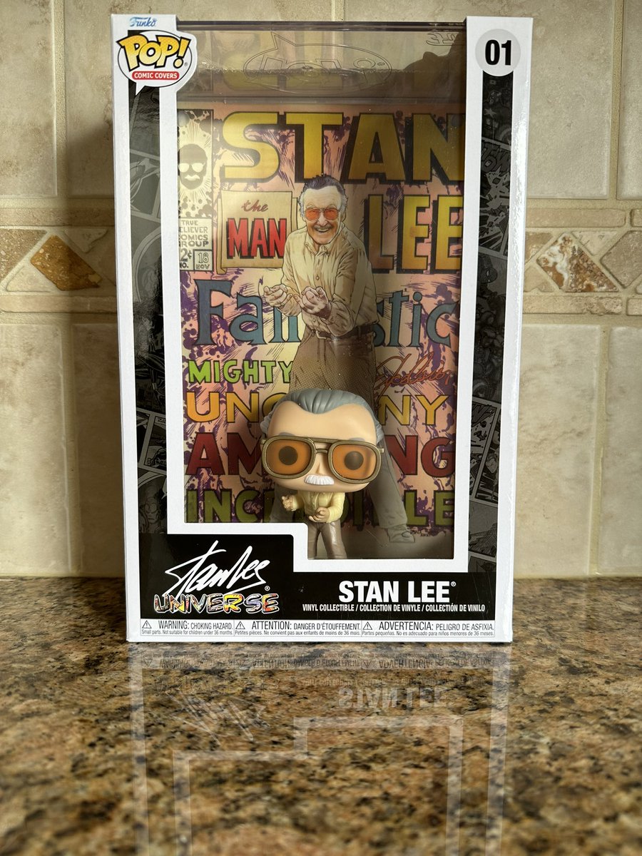Picked up the Stan Lee Pop Comic Cover! . #Marvel #StanLee #Funko #Collectibles #DisTrackers #MarvelComics