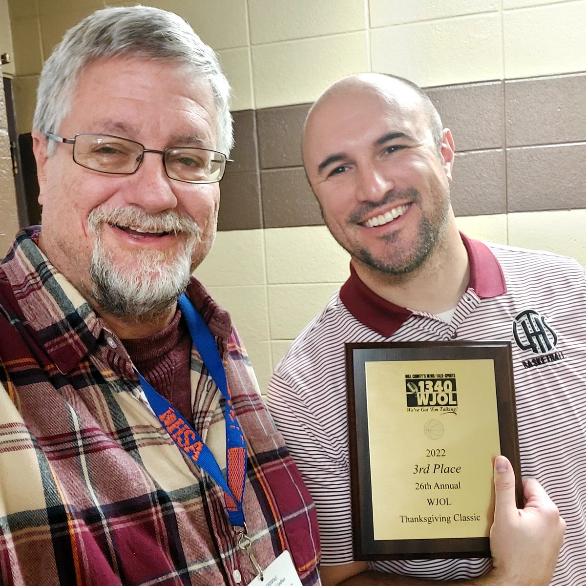 <a href="/LockportHoops/">LockportHoops</a> d. <a href="/BBCHSBoysHoops/">BBCHS Boys Basketball</a> 49-41 to win 3rd place at 26th annual <a href="/1340WJOL/">WJOL News</a> Thanksgiving Tourney. The Porters (3-1) were led by <a href="/Jalen_falcon/">Jalen Falcon</a> (24P, 6R)&amp; <a href="/labuda_adam/">Adam Łabuda</a> (6P, 8R). Lockport led 17-7 after 1st Q &amp; Bradley led by 1 mid-third. Anthony Kemp (14P, 6R) for BBCHS (2-2)