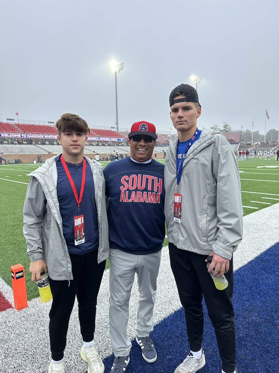 landrysmart1's tweet photo. Great day 
@SouthAlabamaFB great to meet Coach Smith 🏈
 @SawyerPruitt @CoachMichaelSmi @JeffP91303507 @kirksmartUSMC @BrandiS917 https://t.co/K5g7uoWpdF