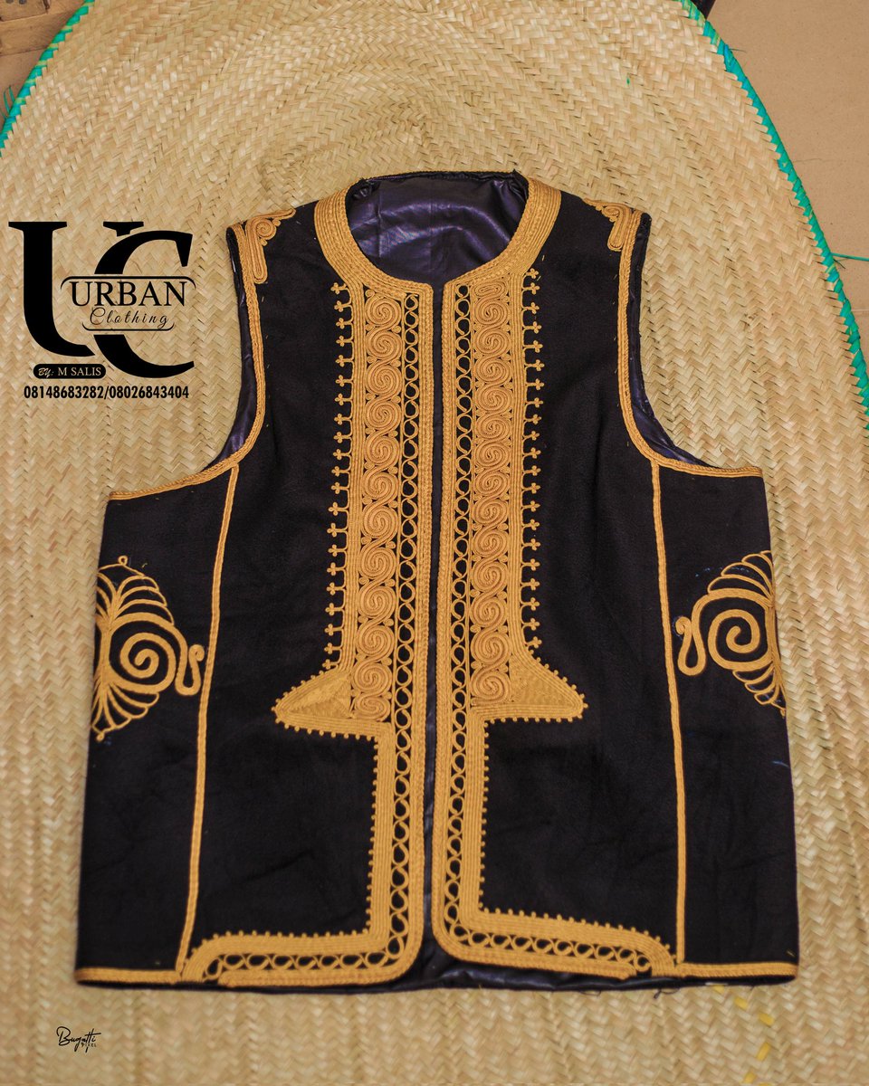 urbanclothing_1's tweet photo. FALMARAN📌📌📌
@urbanclothing_1 🔥
#QaulityOutfits💯
#LookGoodWithUs
#YourBestOutfitsPlug🔌
#GentleMan #Royal #outfits #Clothing https://t.co/VGQYxdjmEK https://t.co/OyJF6zLGjt