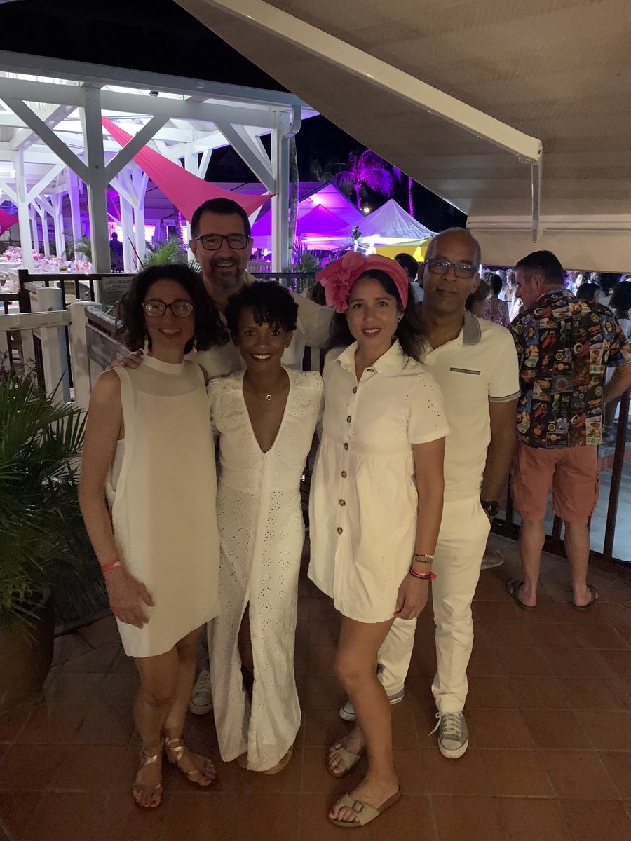 JLBergeSicard's tweet photo. #raiddesalizes @CE_CEPAC nos trois participantes arrivées à bon port et de quelle manière ! Bravo mesdames 😊 #courage, #abnégation, esprit d’équipe, #solidarité #bravoure #plaisir https://t.co/A0kXwJOdmG
