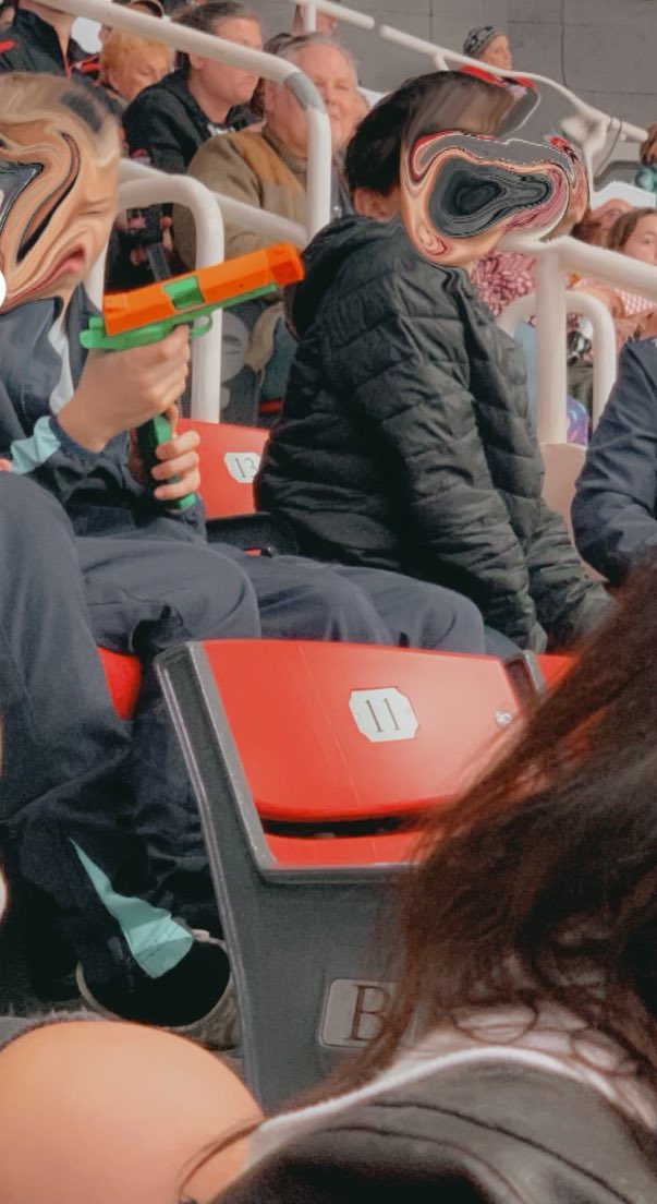 LP__QC's tweet image. Would love to know why a kid is allowed to bring a toy gun into a sporting event and wave it around 🤔🤔 #charlottecheckers #checkershockey #bojanglescoliseum @CheckersHockey