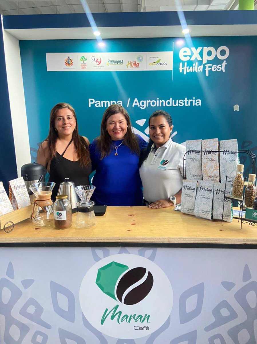 Amgasca's tweet photo. Hicimos presencia en #ExpoHuilaFest visitando los stand de nuestros #EmprendedoresSENA, quienes son ejemplo de liderazgo, perseverancia y superación. Felicitamos a todos los participantes, pues son inspiración para los huilenses que quieren emprender 🚀💪🙏 https://t.co/R87kmsEw9q