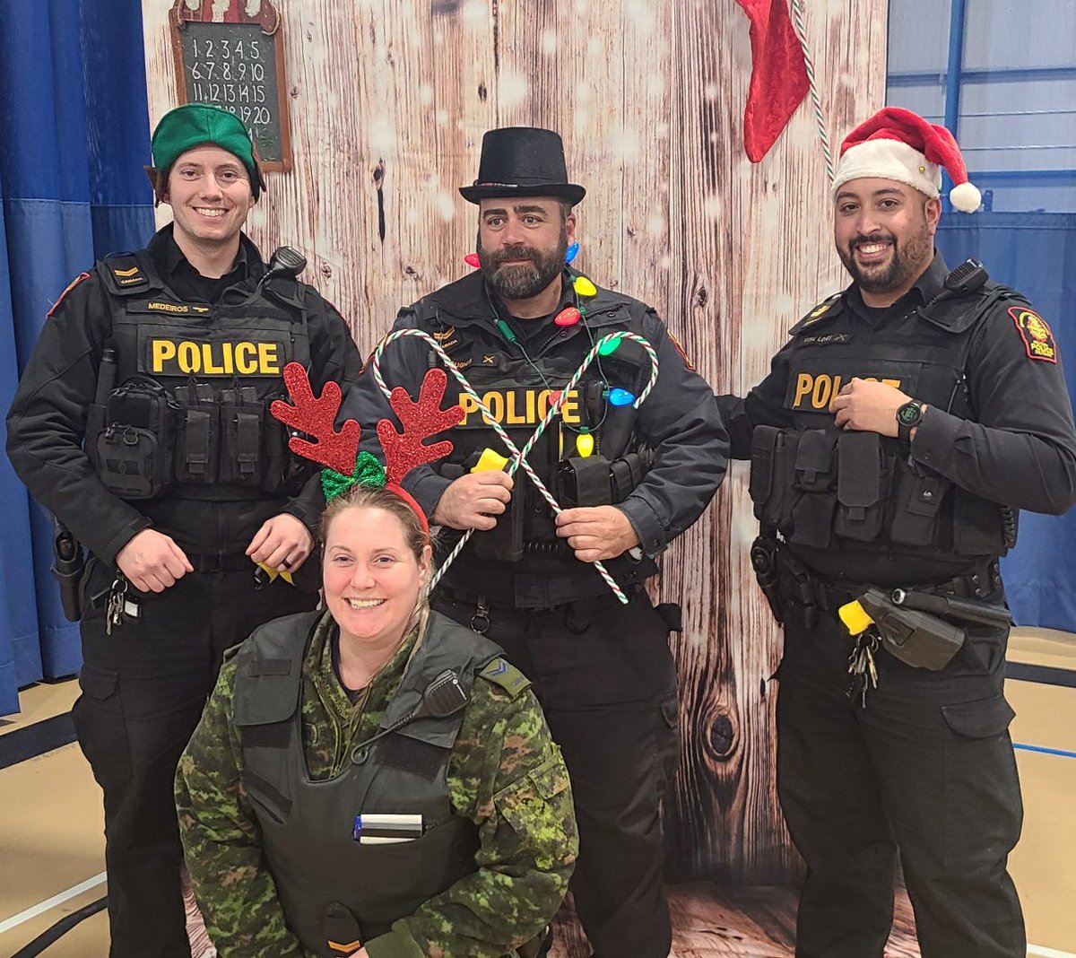 KingstonMFRC's tweet photo. Having fun here at the Garrison Kids Holiday Party #ygk #CFBKingston https://t.co/HtbWMvBQA3