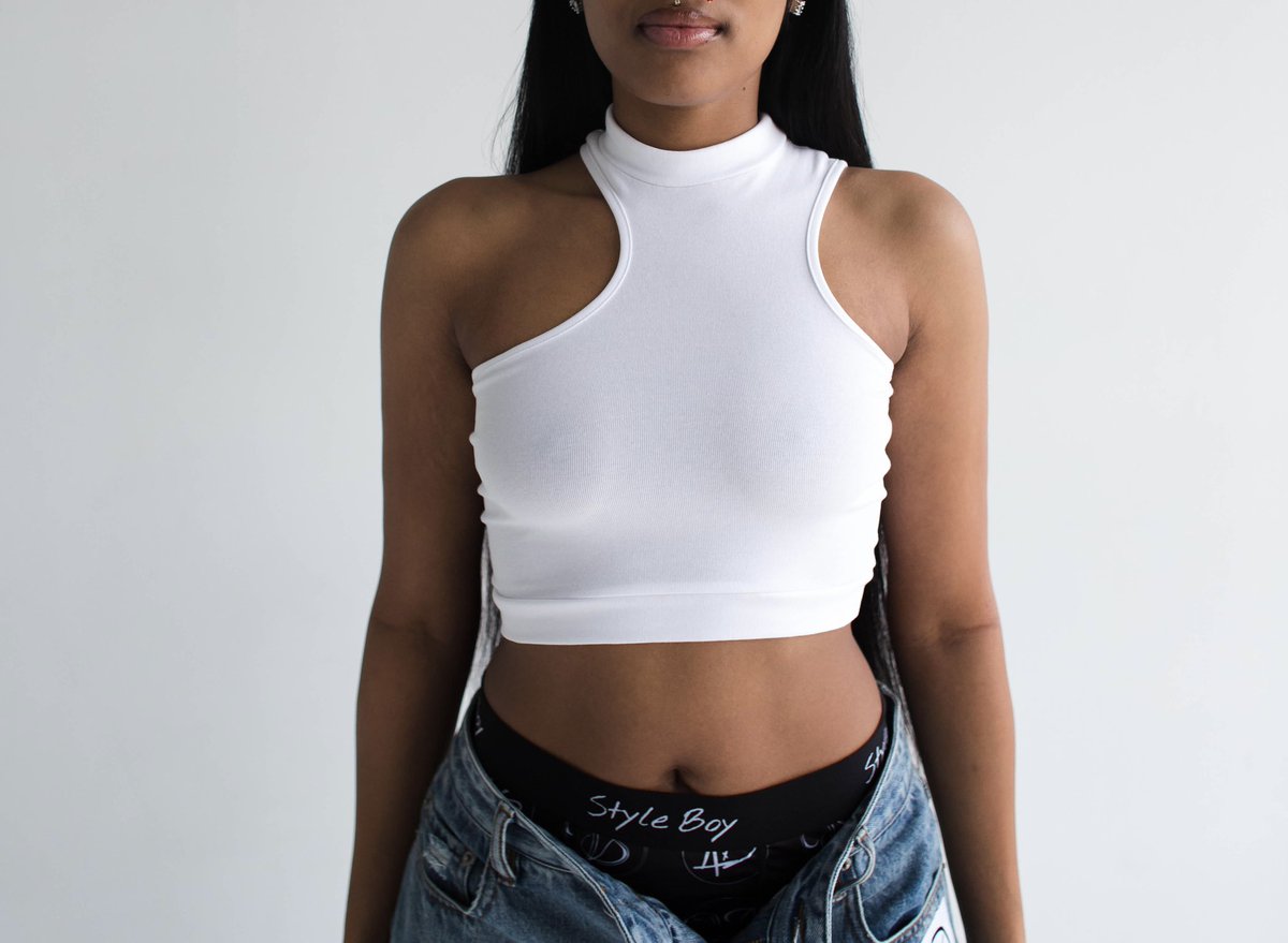 AustynStyles's tweet image. Dropped my women’s tops today tap in !! Austynstyles.com