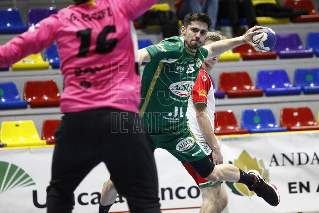 🏐 #Balonmano📰 #Antequera #Deportes #Plata 
👉 El Alsur gana al colista por 31 a 25 en un partido donde Fernan Moreno volvió a rugir desde el extremo.
@AlsurBMATQ 31; <a href="/HSantQuirze/">Handbol Sant Quirze</a> 25 
#deporteATQ
#periodismoSOL 
⤵️ Toda la crónica: bit.ly/3XBTIZy