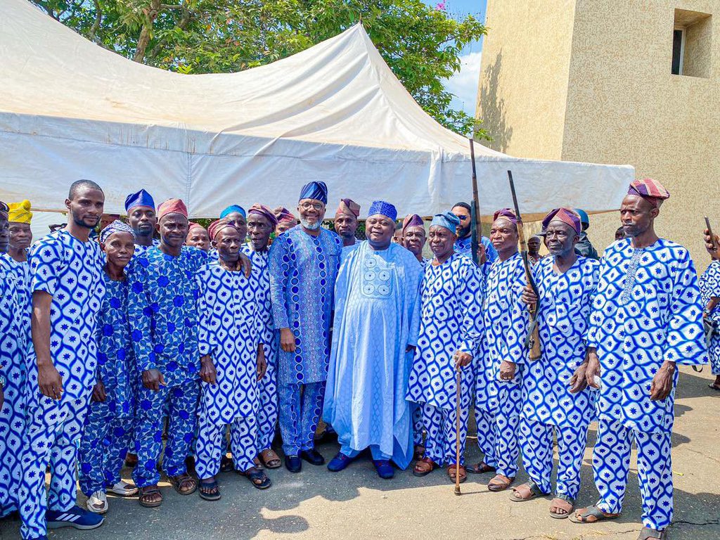 captain_taiwo_'s tweet image. The True Son of the Soil 

Man of the masses 

Omo Akesan Baale Oja 

#LADOxTripleA
#AkesanDay