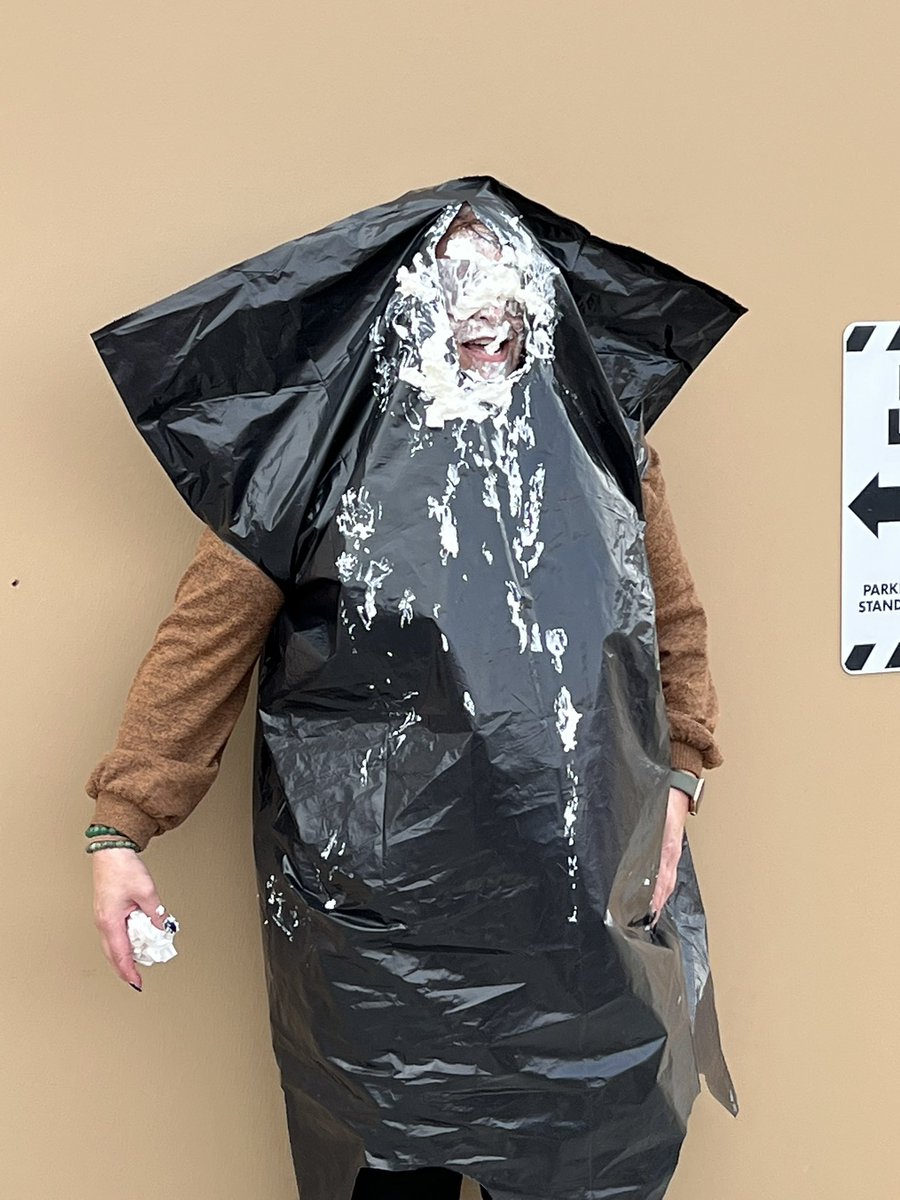 popcap20's tweet photo. Pie in the face today at #unstoppable4422!!!! We have some great managers!! #PacNorthProud #DrivingD53 https://t.co/IW4sbNAdTi