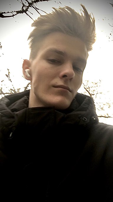 DM me. I will fuck you in chat?? https://t.co/wuNSzGMmok https://t.co/6joUe5u5sX