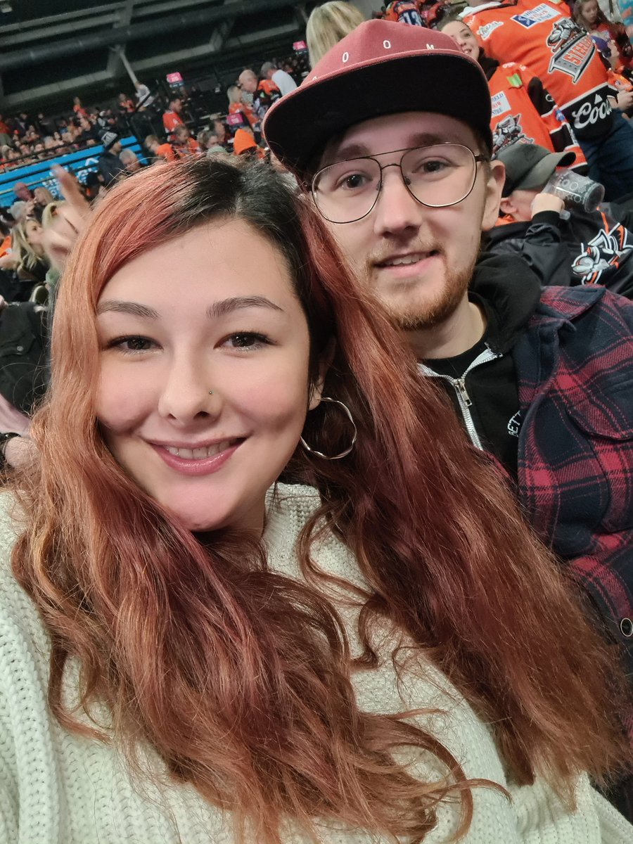 amberl_pulling's tweet photo. @steelershockey At the game! Celebrating 10 years together me (Amber) and my fiancé Ryan 😍 #bleedorange https://t.co/7W1QoNAYFw