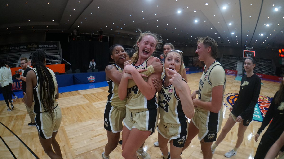 Family 🖤💛