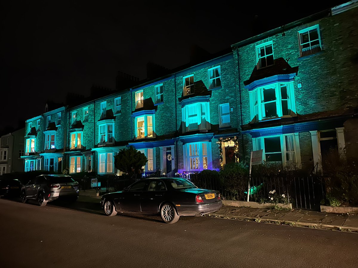 wintertideuk's tweet photo. Albion Terrace will be lighting up, dancing to music every 15 minutes until 10pm this evening. The home owners have done a fantastic job decorating for Christmas and we hope you pop down to see their street come to life to a sea shanty tale! #WT22 https://t.co/1tj2D7UTXc