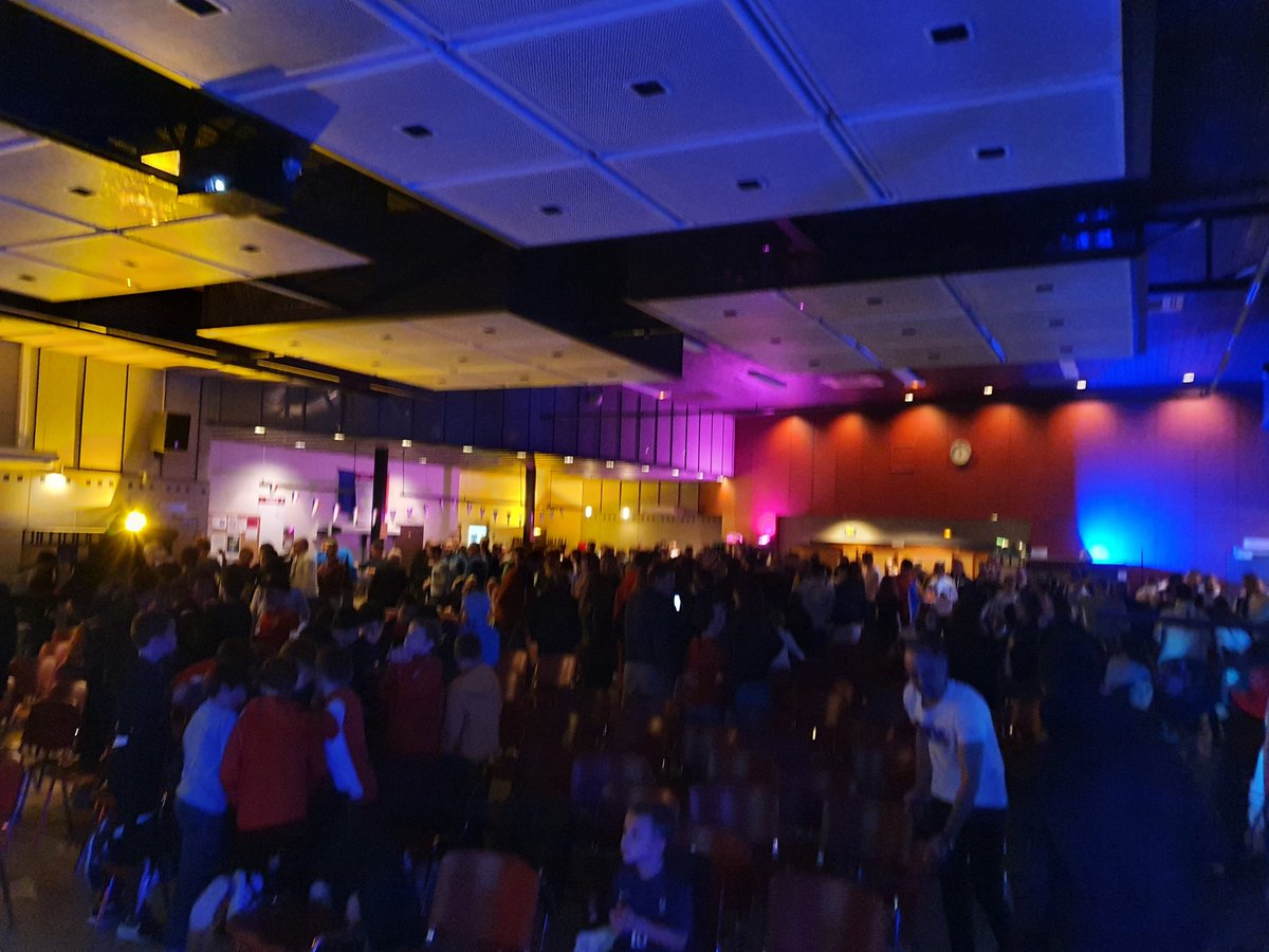 Du monde,beaucoup de monde pour la belle victoire de notre <a href="/equipedefrance/">Equipe de France ⭐⭐</a> 😃!

#francedanemark