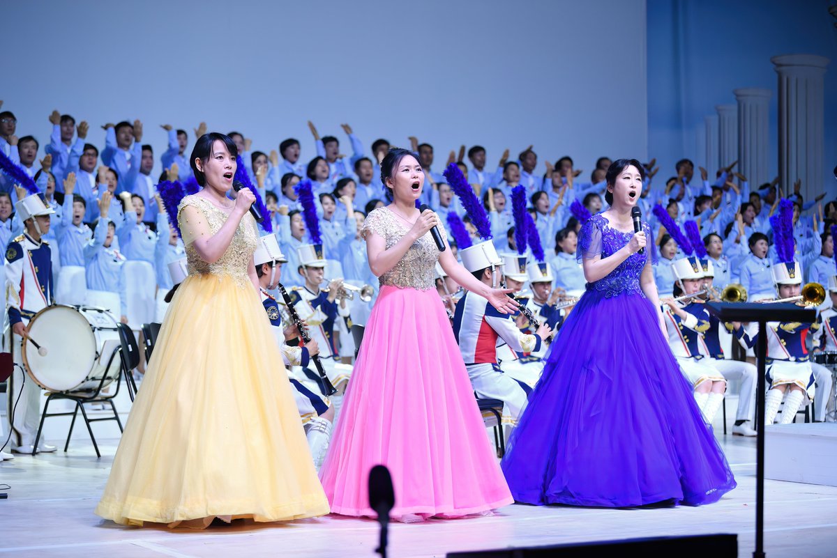 2022년 돌나라 예술단 페스티발
너무 감동적인 공연이었습니다

youtu.be/h2eniE2-2Ds (korean)
youtu.be/uZXbNdbR2bw (english)
youtu.be/NKrBCrvWWMk (Japanese)

#돌나라 #doalnara #performance #공연 #예술 #arts #pd수첩 #jtbc뉴스룸 #합창 #감동 #芸術 #music #음악 #音楽 #song