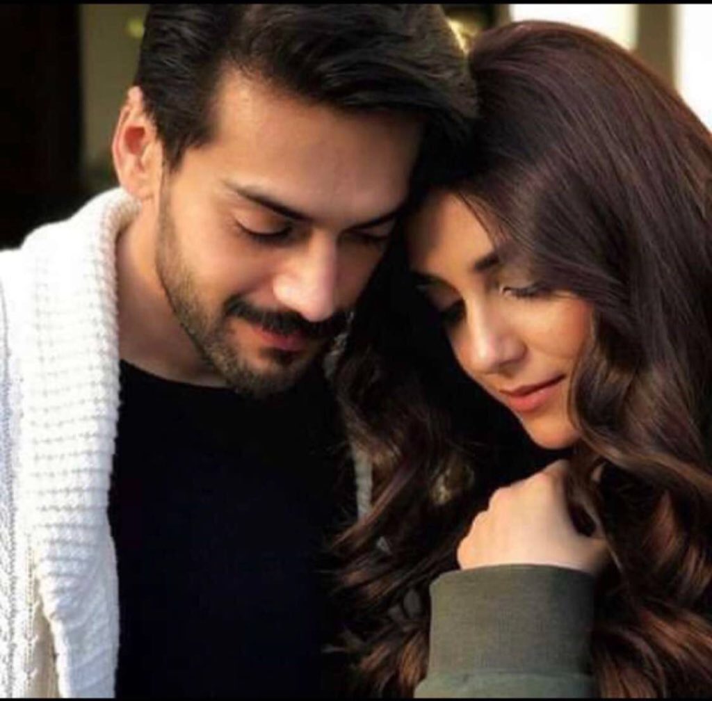 ↴'❥❀♥️ 

تجاوزت في حبك مدى الحس والإدراك
وهمّشت لاجلك كل من جا على شاني 

#همسه