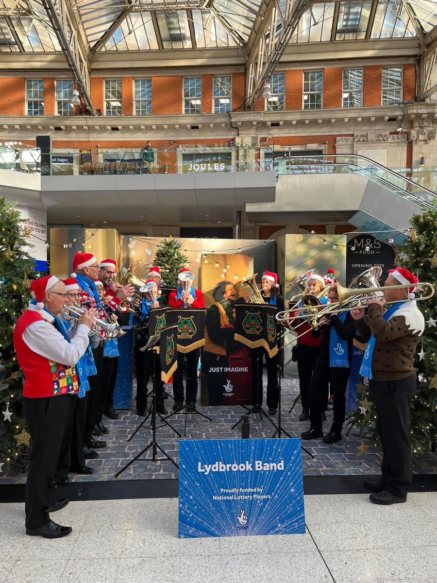 Lydbrook Band tweet media