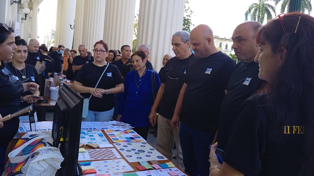 DictUclv's tweet photo. La @DictUclv expone 🗣️ sus servicios de gestión de información para las organizaciones del territorio en la II Feria de Innovación #UCLV 😉, convocada por #SICTE. S.A. https://t.co/H93DnVW6NP