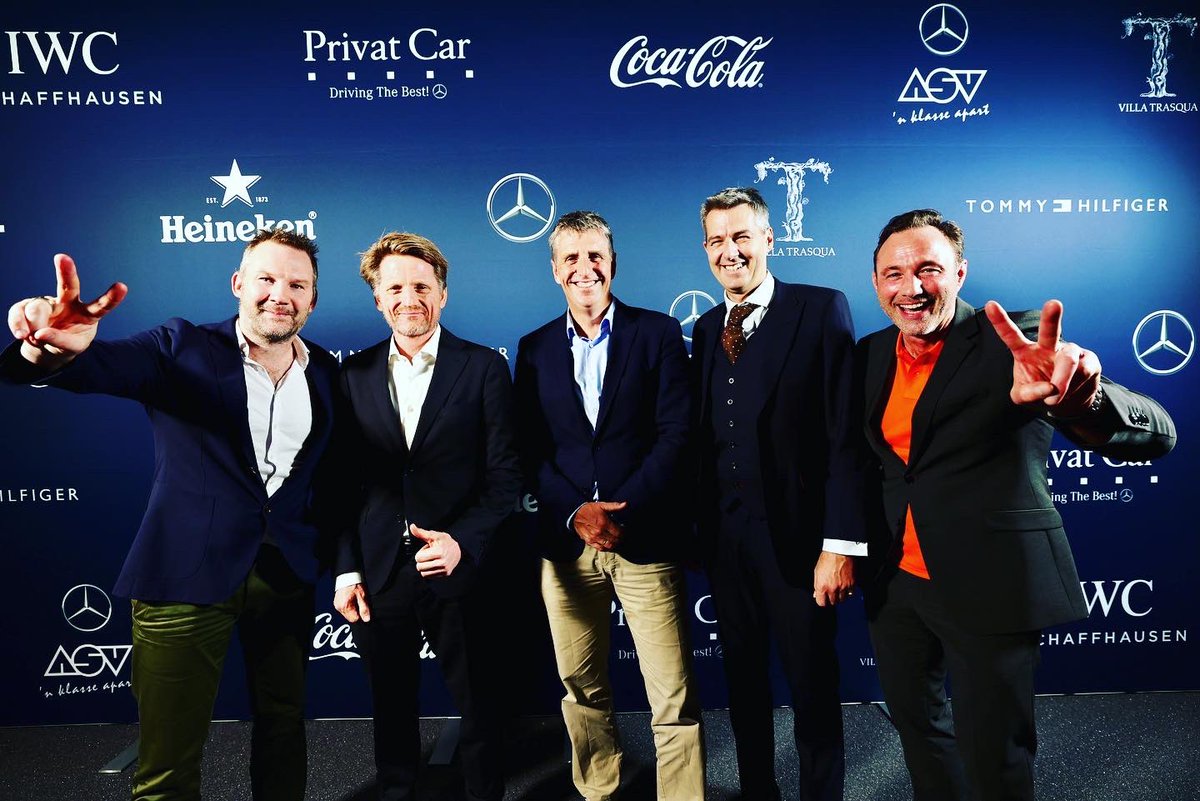 PCvanOranje's tweet photo. Mooie avond en opbrengst tijdens Laureus Christy dinner #sneakersfor Good @LaureusNL @LaureusSport dank alle alle vrienden en partners. Opbrengst gaat oa naar #digibende @AJBnederland en @WarChildHolland #team-up https://t.co/ga7TqH8Jxw